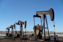 وزارة الخارجية الصينية تدافع عن واردات البترول من الشرق الأوسط