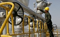 السعودية والإمارات الأكثر استفادة حال توقف إنتاج النفط الليبى