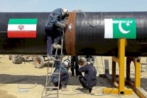 إيران ترفض دفع 2 مليار دولار لمد أنبوب الغاز المار بباكستان