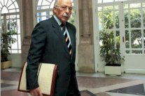 لا مفر لتونس من مواصلة التداين للخروج من أزمتها الاقتصادية