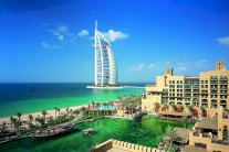 اقتصاد الإمارات يتضاعف 231 مرة منذ قيام الاتحاد 