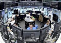 الأسهم الأوروبية تغلق مرتفعة