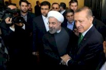 إيران وتركيا تسعيان إلى زيادة تبادلاتهما إلى 30 مليارًا عام 2015 