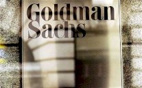 ليبيا تقاضي غولدمان ساكس بشأن صفقات خاسرة بمليار دولار