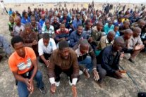 عمال مناجم البلاتين في جنوب أفريقيا يواصلون الإضراب