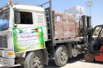 سفير مصر لدى الجزائر: تأجيل دخول المساعدات إلى غزة