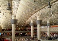 الكويت تمنح عقداً بـ4,8 مليار دولار لتوسعة مطارها