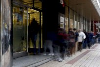 اسبانيا تصدر سندات حكومية بقيمة ثلاثة مليارات يورو