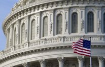 الكونغرس الأميركي يدعو إلى فرض عقوبات جديدة للضغط على ايران