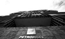 نهاية سنة سوداء لشركة بتروبراس العملاقة في البرازيل