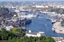 الأزمة في روسيا تدفع الأجانب إلى التفكير بالرحيل