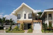 مبيعات المنازل الأميركية تسجل أدنى مستوى في 6 أشهر