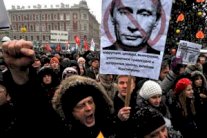 اعتقال 40 شخصًا في روسيا خلال تظاهرة دعم لقناة معارضة 