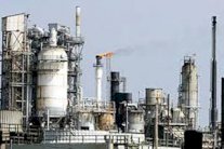 الكويت تمنح تحالف شركات عقودًا بـ12 مليار دولار لتطوير مصفاتين 