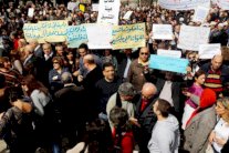 الإضرابات العمالية تعمّ لبنان.. فهل تنجح في مطالبها؟