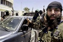 بلير يدعو إلى اتفاق مع الأسد وتدخل في ليبيا لردع الأصوليات