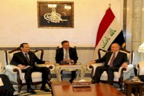 بغداد: حربنا شرسة ضد المسلحين ولا نفجّر براميل ضد المدنيين