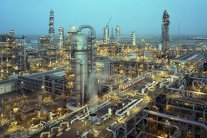 أرامكو السعودية توسع مجمع البتروكيميائيات بـ 32 مليار ريال