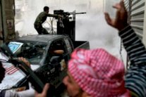 جرح صحافي بريطاني بالرصاص وضرب آخر في سوريا