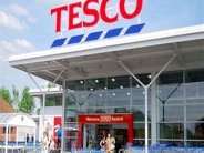 تيسكو للسوبرماركت البريطانية تسجل أكبر إنخفاض في المبيعات منذ 40 عاما