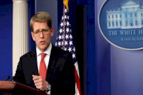 البيت الأبيض يدافع عن الإفراج عن معتقلي غوانتانامو