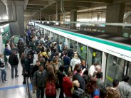 البرازيل: عمال مترو ساو باولو في اضراب مفتوح قبل اسبوع على كأس العالم