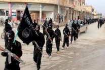 في بورصة قتل الثوار السوريين... داعش تتقدم على قوات الأسد