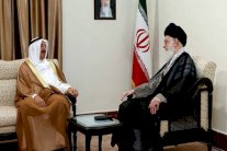 أمير الكويت أودع خامنئي أفكارًا للتلاقي مع الرياض 