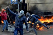 أوكرانيا تتحدث عن هجمات لانفصاليين في شرق البلاد غداة اعلان وقف اطلاق النار من جانب واحد