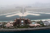 الصين وليس الهند أكبر شريك تجاري لدبي في 2014 