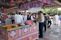 رمضان ينعش وظائف موسمية شبابية ونسائية في السعودية