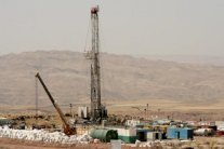 السلطات الكردية تؤكد سيطرتها على حقول نفط في العراق