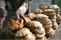 إلغاء دعم الغاز وخفض دعم الخبز في مصر