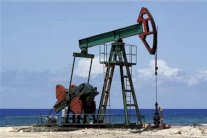 مصر تتفق على شراء منتجات بترولية من السعودية والإمارات بتسهيلات