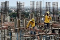 السعودية تخفف القيود وتفتح المجال لعمل الشركات الأجنبية