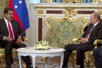 لقاء بين بوتين ومادورو في موسكو للبحث باسعار النفط 