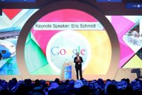 رئيس (غوغل) يشيد باقتصاد المعرفة لدى الشباب السعودي 