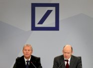 اعادة هيكلة دويتشه بنك بعد خسائر قياسية