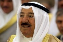 أمير الكويت يدعو إلى إيجاد مصادر أخرى للدخل في البلاد