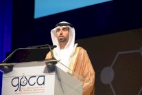 المزروعي يدعو رواد صناعة البتروكيماويات للاستثمار