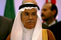 وزير النفط السعودي يدعو للاستثمار في الطاقة النظيفة