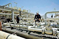 النفط اقل من 40 دولارا لاول مرة منذ اب/اغسطس