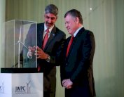 الاردن يدشن اول محطة لتوليد الكهرباء من الرياح