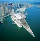 نزاع بين عمال وارباب العمل على الساحل الغربي لأميركا