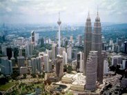 ماليزيا تعلن إعتزامها رفع علاقتها التجارية مع الكويت