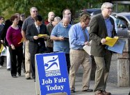 تراجع معدل البطالة في أميركا إلى 5.5% في فبراير