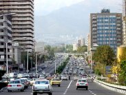 مدرسون يتظاهرون في إيران للمطالبة بزيادة رواتبهم