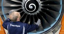 رولز رويس تفوز بعقد لتزويد طيران الامارات بمحركات