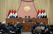 العراق: مطالبات بإلغاء قرار تحويل العمال إلى موظفين