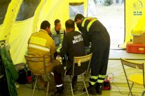 فريق الإمارات للبحث والإنقاذ يباشر مهامه في النيبال